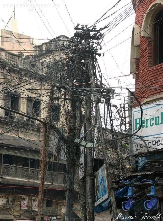 Name:  telephone-pole.jpg
Views: 109
Size:  171.2 KB