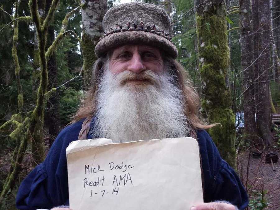 Name:  former-marine-left-his-9-to-5-job-to-live-barefoot-in-the-forest.jpg
Views: 551
Size:  74.5 KB