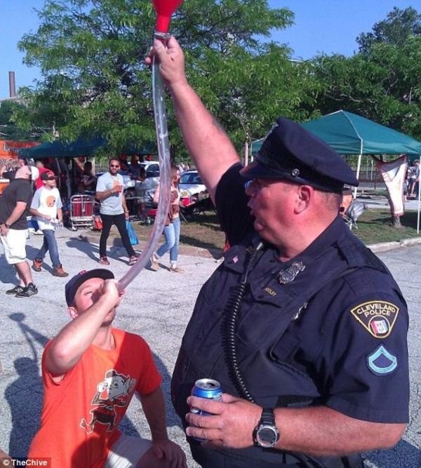 Name:  no drinking in the muni lot.jpg
Views: 905
Size:  79.4 KB