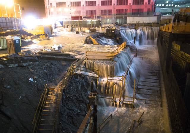 Name:  ss-121029-nyc-flooding-08.grid-8x2.jpg
Views: 120
Size:  50.0 KB